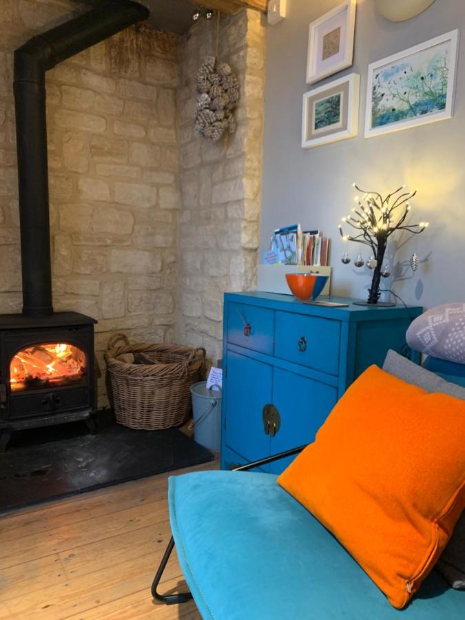 Carp'S Rise Cottage Somerford Keynes Eksteriør billede