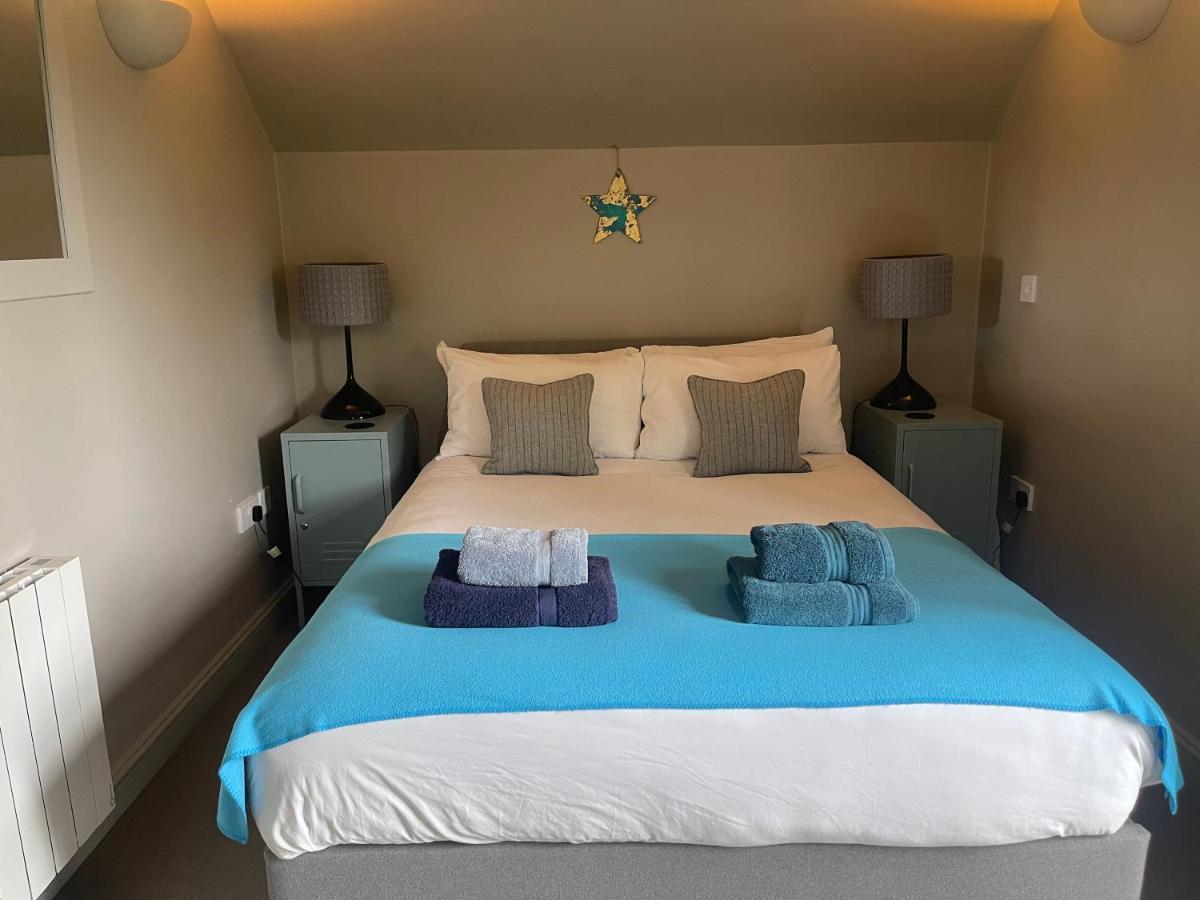 Carp'S Rise Cottage Somerford Keynes Eksteriør billede